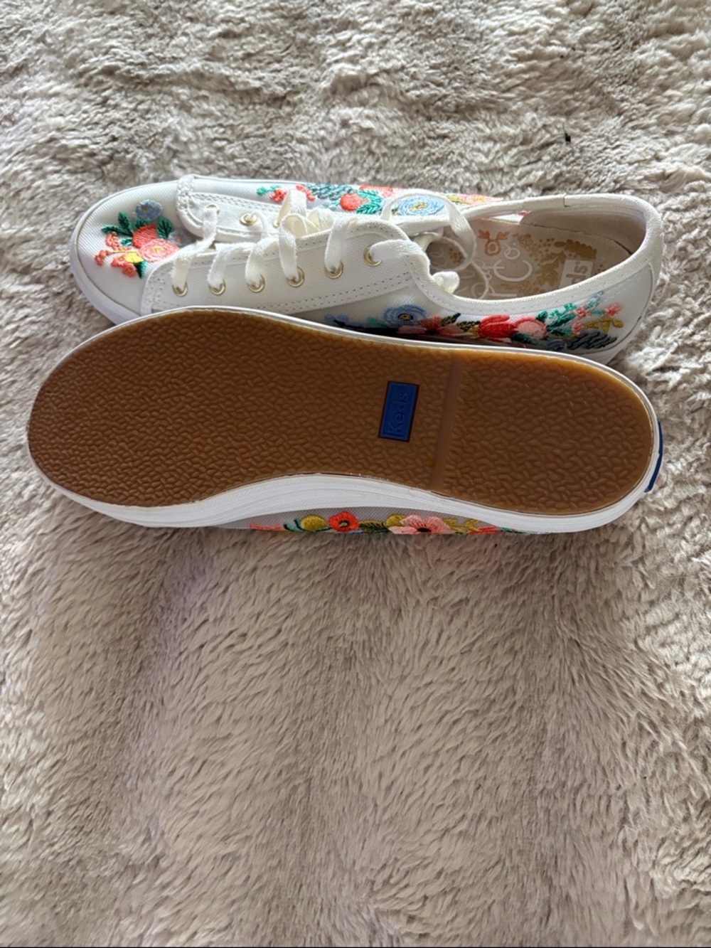 Keds White Canvas Sneakers with Multicolor Floral Embroidery - Picture 4 of 5